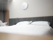 老司机酒店约炮 ️JK短裙学生兼职外围女各种姿势打桩把妹子草晕乎了