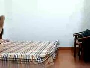 站街女随便挑 选了个不错御姐 到小房间开操 口硬双腿肩上扛爆操