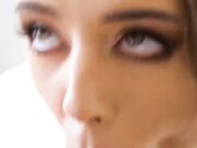 骚逼直接骑脸输出令人窒息的小嫩穴