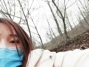 户外勾引村头闲待的老头一起上山老色鬼开始装逼说自己保守逼一露立刻淫荡起来