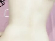 黑丝情趣内衣少妇镜头前的诱惑 勾引狼友看她夫妻做爱 非常骚的舔几把求被干