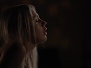 在安逸的房间中与爱人干柴烈火的操逼活动