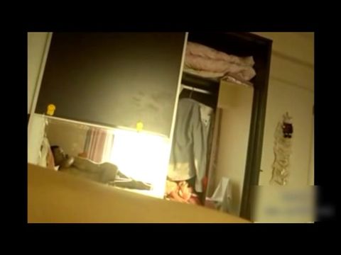 偷拍隔壁室友约炮小少妇做爱