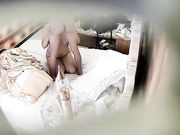 大奶妹子催促小哥别玩游戏了快来干我