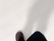 表姐跟老公吵架，来我家借住被我强行在厕所操了，一开始很抗拒