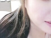 颜值姐妹花一起大秀直播互动狼友精彩刺激 舌吻吃奶子骚浪的表情看着好刺激