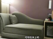 神奇返场算奇观一人猛干一人看