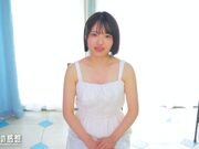 用脸庞全部承受 唾液横流的全力口交颜射1