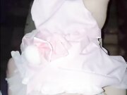 海角乱伦大神 接妹妹放学在学校大门口的石凳上扒光开操内射她的天然粉嫩美鲍