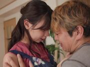 亲眼目睹爱妻被其他男人占有2