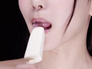 美少女与下流融化的超浓稠黏腻唾液交欢1