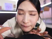 无聊时间的陪伴男友提供口交和性爱并进行颜射3