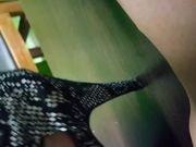 奶子下垂的妹子私拍逼毛浓密摸两下就出白浆