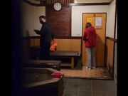 宾馆盗摄 情侣私人温泉旅馆被工作人员暗藏摄像头偷拍传网络 受害女崩溃大哭