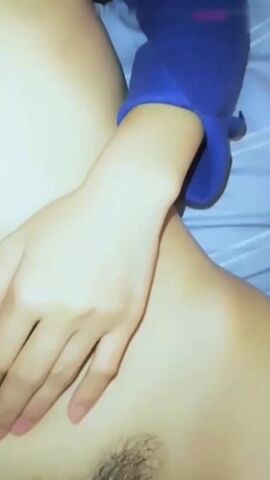 真实强奸 把处女表妹强奸了 全程一直在挣扎 骂我还咬我