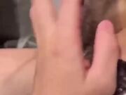 约已婚的初恋私密约会 背着她老公和我去酒店偷情人妻还摆弄着妖娆身姿帮我深喉