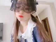 猥琐叔叔骗侄女玩性爱游戏