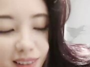 真实乱伦 全网都在催的姐弟乱伦 弟弟问姐姐我可以吃你的奶子叫你妈妈可以吗