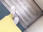 列车上与骚货厕所云雨