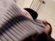 写作业时也不放过 奶子发育的真好