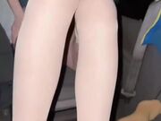 姐弟乱伦和姐姐体验野外车震吞精