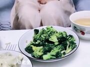 好吃不过饺子 好玩不过嫂子 吃着嫂子做的饺子操嫂子 不过瘾把嫂子的菊花给操