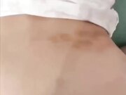 姐弟乱伦姐姐已经撅好淫荡骚逼等待插入 要求亲弟吸舔骚穴后直接内射淫穴