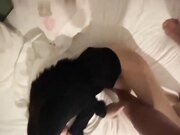 最新勾搭爱健身的幼师身材真不错大奶子小粉穴这也太骚了吧