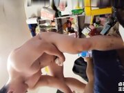 勾搭前女友母亲性爱 趁她老公出差在家偷情一次操她三次还不够