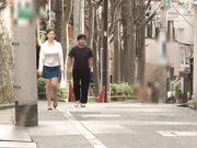 禽兽父亲把亲生女儿当性奴,还叫朋友一起来搞