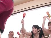 毕业典礼过后 让我们来场性爱party作为分别