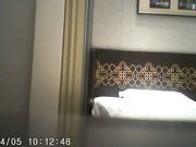 淫荡对白最有气质的少妇绝对够骚斯文眼镜长发黑丝酒店激情爆草最后撸射进嘴里