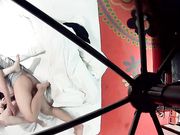 主题酒店俯拍情侣啪啪啪衣服都不脱尝试各种体位美眉有些敏感有点受不了射到浓密的阴毛上了