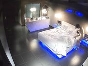 商务酒店豪华房偷拍中年男和情人开房浴室干完床上搞插嘴都射不出要用手撸