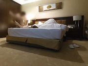 97年童颜极品经典姿势床边咬蔗干到妹子气喘吁吁108P高清无水完整版