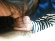 约的小姑娘外表清纯没想到那么骚,没摸几下流的水把内裤都弄湿了,BB超嫩超紧