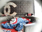 精品酒店偷拍清纯漂亮美女被男友舔逼到高潮欲仙欲死,够激烈!