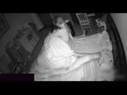 租房子的小情侣做爱被偷拍