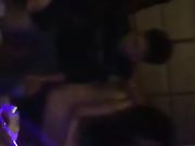 周末叫上几个朋友找几个小姐裸嗨