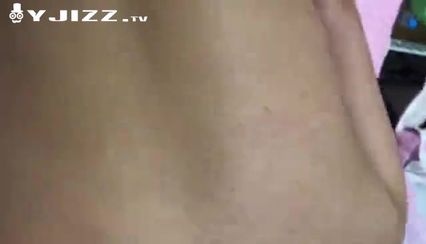 大一女孩戴面具口暴吞精