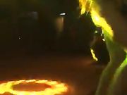 大舞台公开3P骚妇