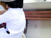 牛人冒充导演忽悠纯情大学女生拍丝袜制服写真