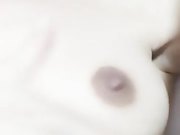 少女心漫漫系列四，年龄不大却很骚，奶子不大很会撩，激情自慰大秀淫语把逼搞的可疼了