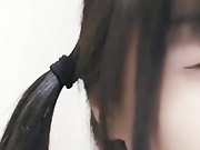 初音，少女心又名漫漫系列五，年龄不大却很骚，奶子不大很会撩，激情自慰大秀淫语把逼搞的可疼了