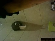 坐盗市最新流出GN牛人潜入公共场所偷拍精选近距离尿尿