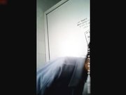 外站流出国内牛人潜入高校女厕近距离偷拍几个漂亮妹子的嫩穴