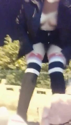 气质颜值美女卡扣妹妹与海龟男友寒冷夜晚在户外大街上啪啪全程露脸非常给力