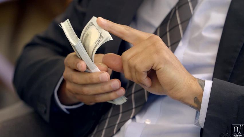 (NFBusty) For The Night 在家约炮性感的金发美妇