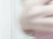 手机直播福利之青春少女初音再度来袭，全裸自慰道具大秀，娇乳粉穴淫语呻吟第三弹