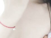 纯情少女骨子里骚，为了生活直播挣外快，露脸激情一多自慰激情插逼，浪叫呻吟想让哥哥干她第六弹